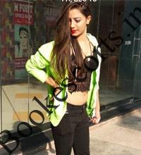 poonam-escort-girl